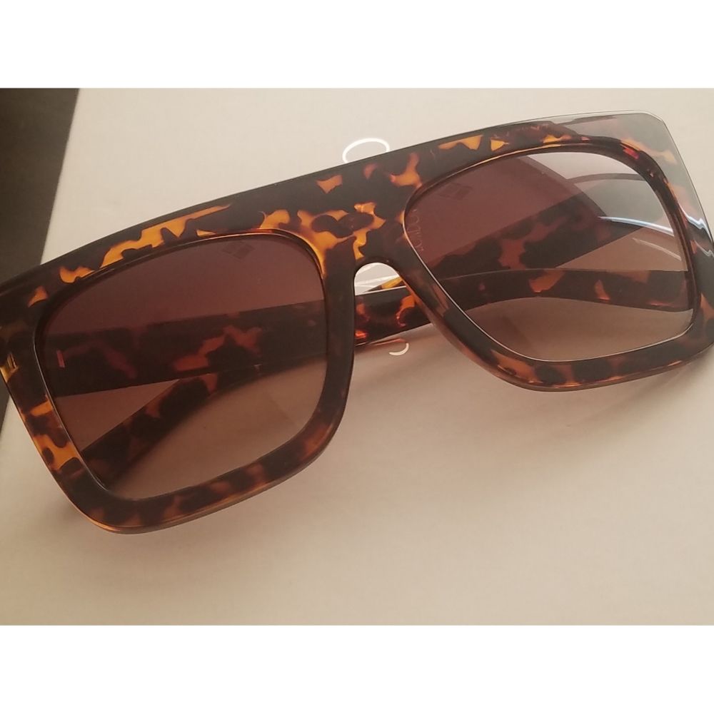 Oversized Brown Sunglasses